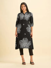 Load image into Gallery viewer, Black And White Viscose Printed Flared Kurti