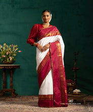 Load image into Gallery viewer, Offwhite Pure Silk Kanjivaram Saree With Red Korvai Border