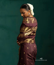 Load image into Gallery viewer, Coke Brown Pure Silk Kanjivaram Saree With Annapakshi And Rudraksh Booti And Annapakshi Border