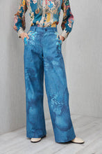 Load image into Gallery viewer, Dorelle Buttondown Shirt