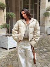 Load image into Gallery viewer, White duck down short down jacket woolen vest two piece set
