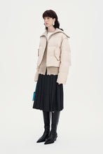 Load image into Gallery viewer, White duck down short down jacket woolen vest two piece set
