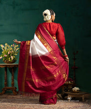 Load image into Gallery viewer, Offwhite Pure Silk Kanjivaram Saree With Red Korvai Border
