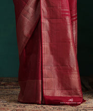Load image into Gallery viewer, Maroon Pure Silk Kanjivaram Saree With Zari Border And All Over Zari Pin Stripes Motifs
