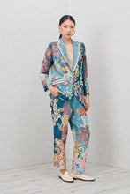 Load image into Gallery viewer, Elaris Knotch Collar Jacket
